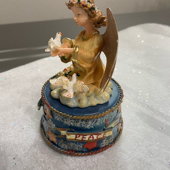 Angel Music Box,VTG Christmas Decor Albert E Price Bellmawr NJ Resin Figurine #2 - Picture 3 of 8